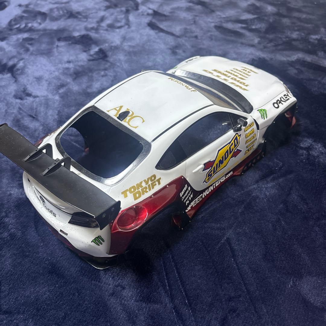 PANDEM仕様 ラジコンカー ホワイト/レッド