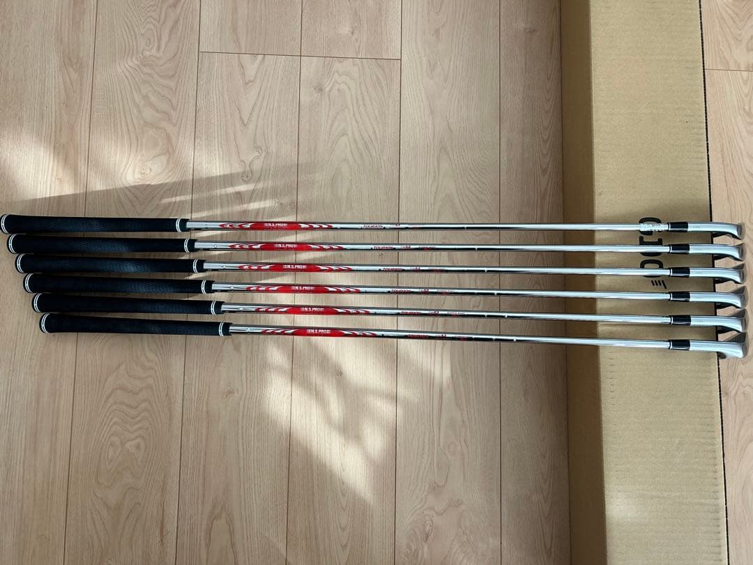 ほぼ未使用 特注シャフトSRIXON ZXi5 アイアンセット 6本 レフティ