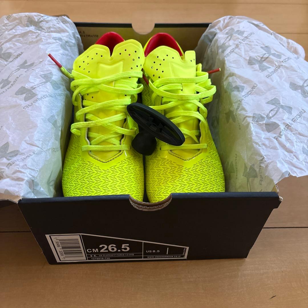 美品アンダーアーマーサッカースパイク固定式26.5cm 蛍光イエロー