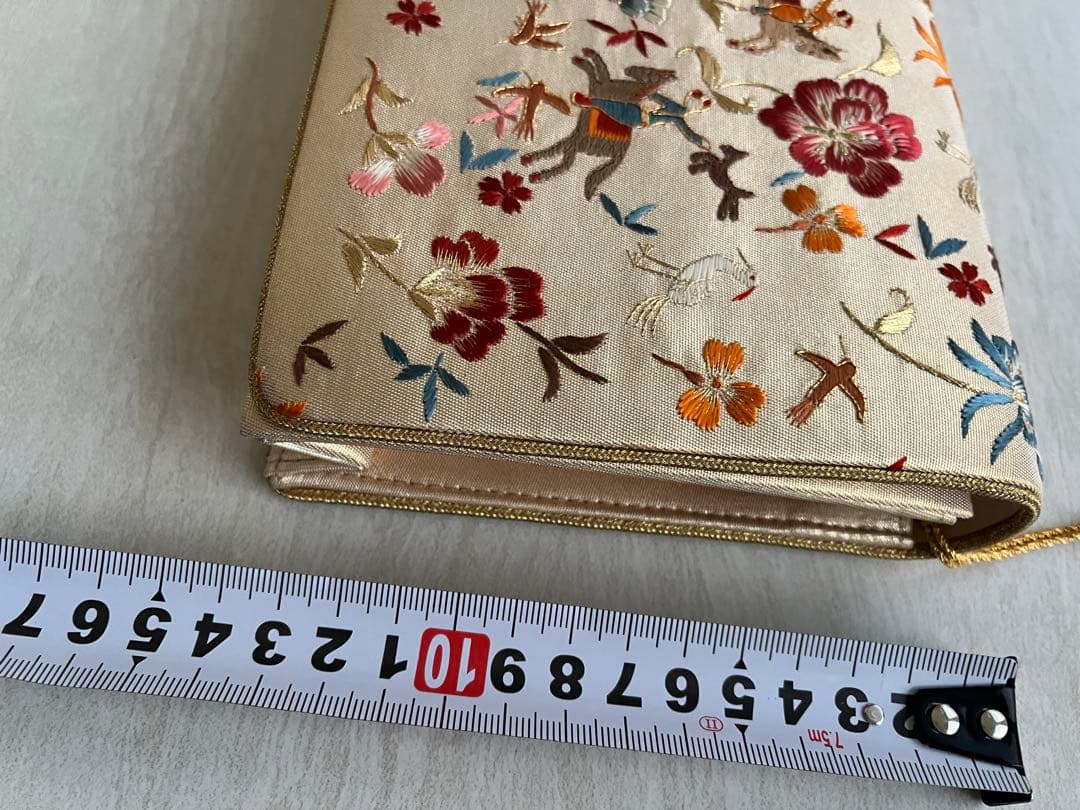 金色 刺繍入り 和装　パーティーバッグ