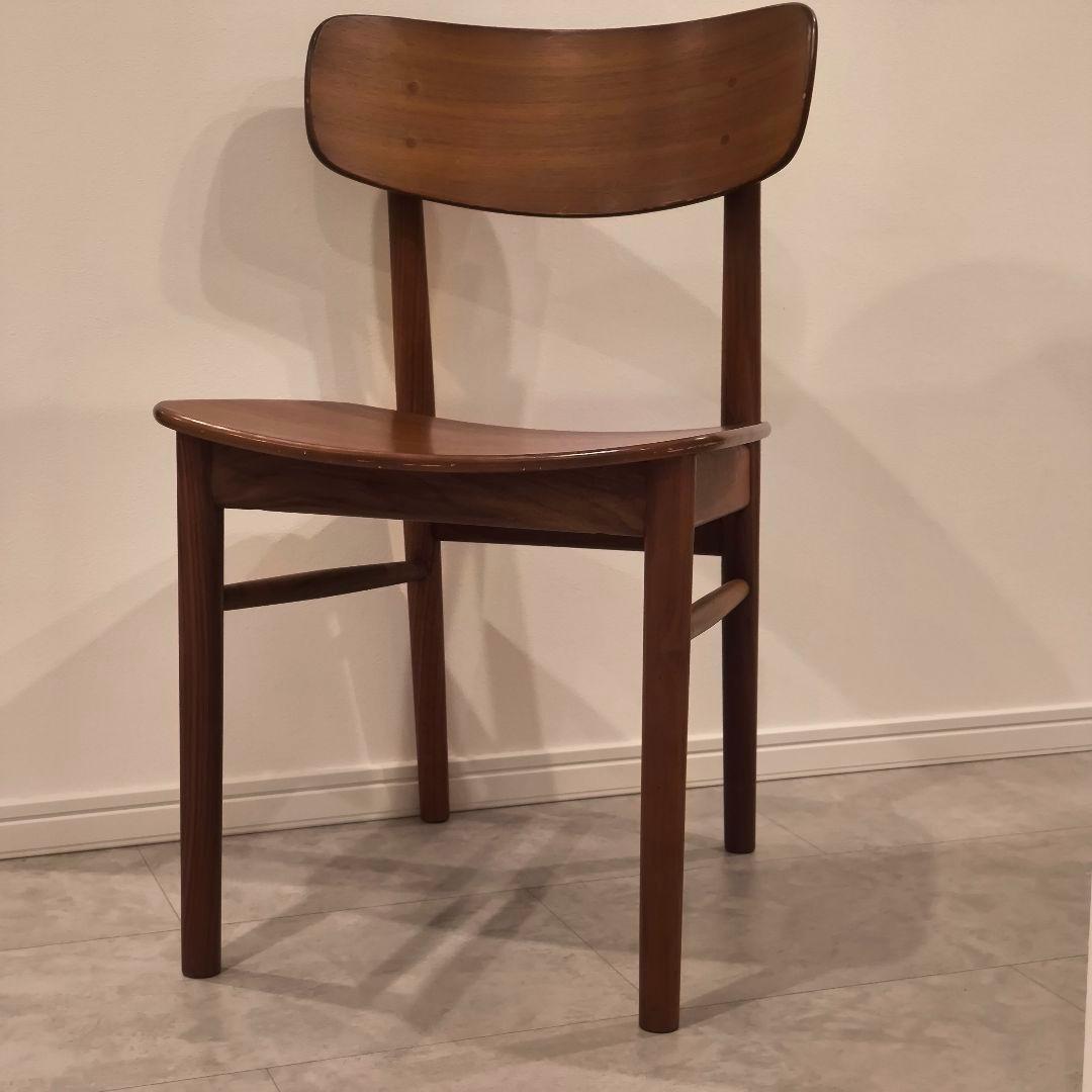 無印良品 ラウンドチェア ウォールナット材
