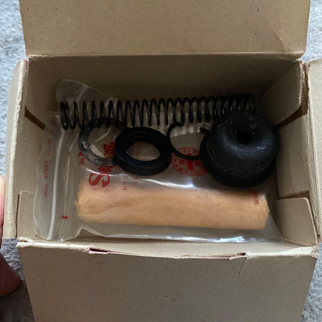 トヨペットコロナ ブレーキマスターシリンダーリペアキット