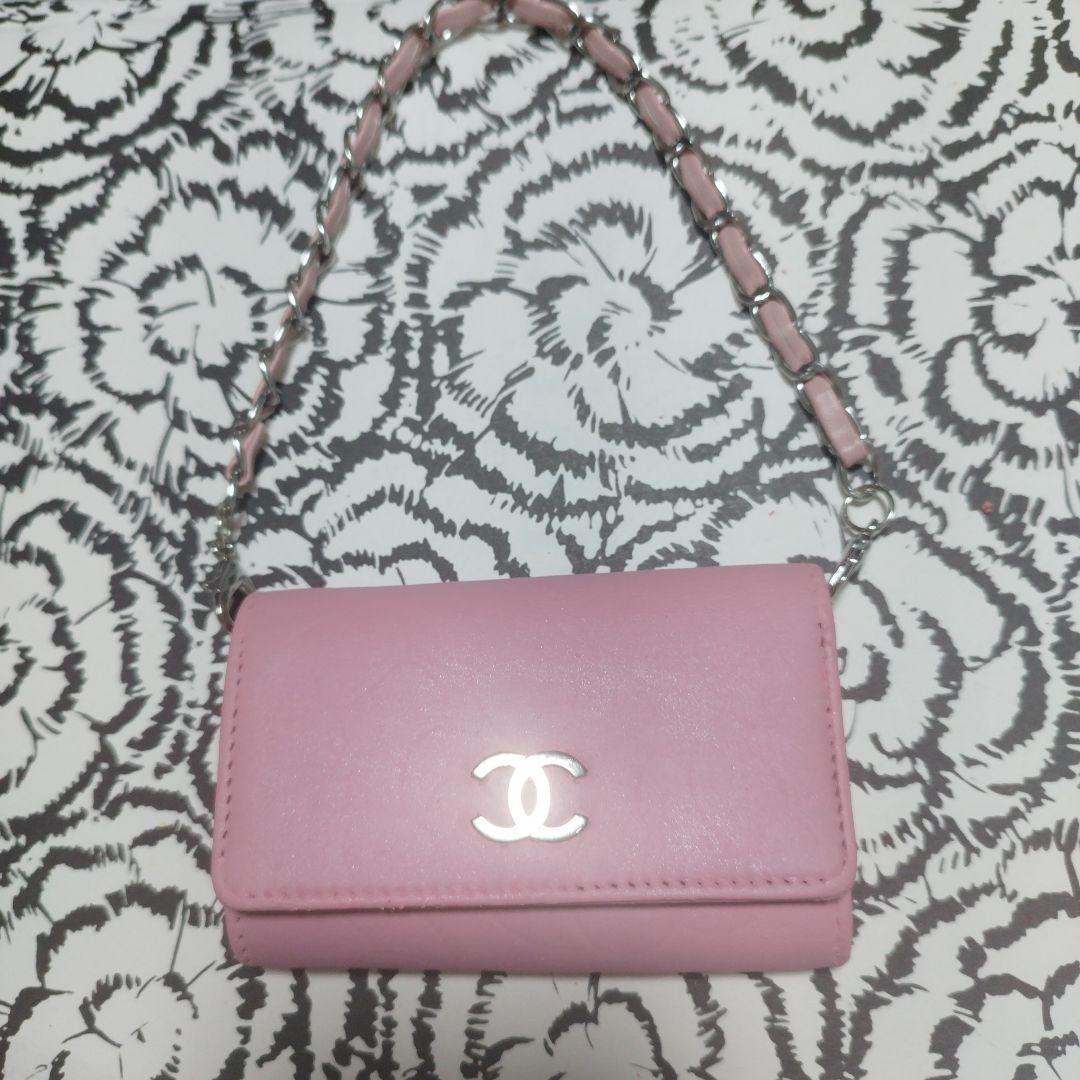 CHANEL ピンク レザー キーケース