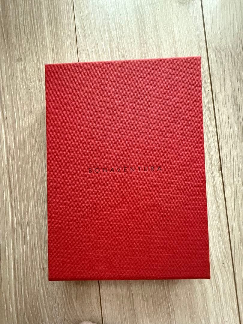 美品！ボナベンチュラiPhone 13 Pro・Greige（グレージュ）