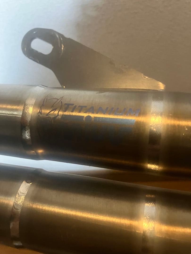 gsxr750チタニュームサイレンサー