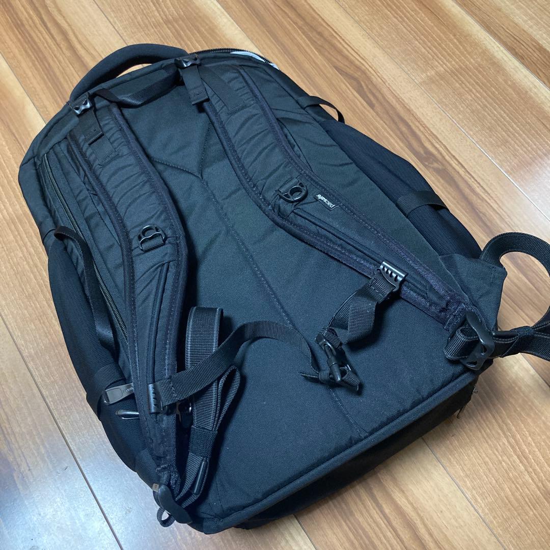 pacsafeパックセーフ 35L バックパック