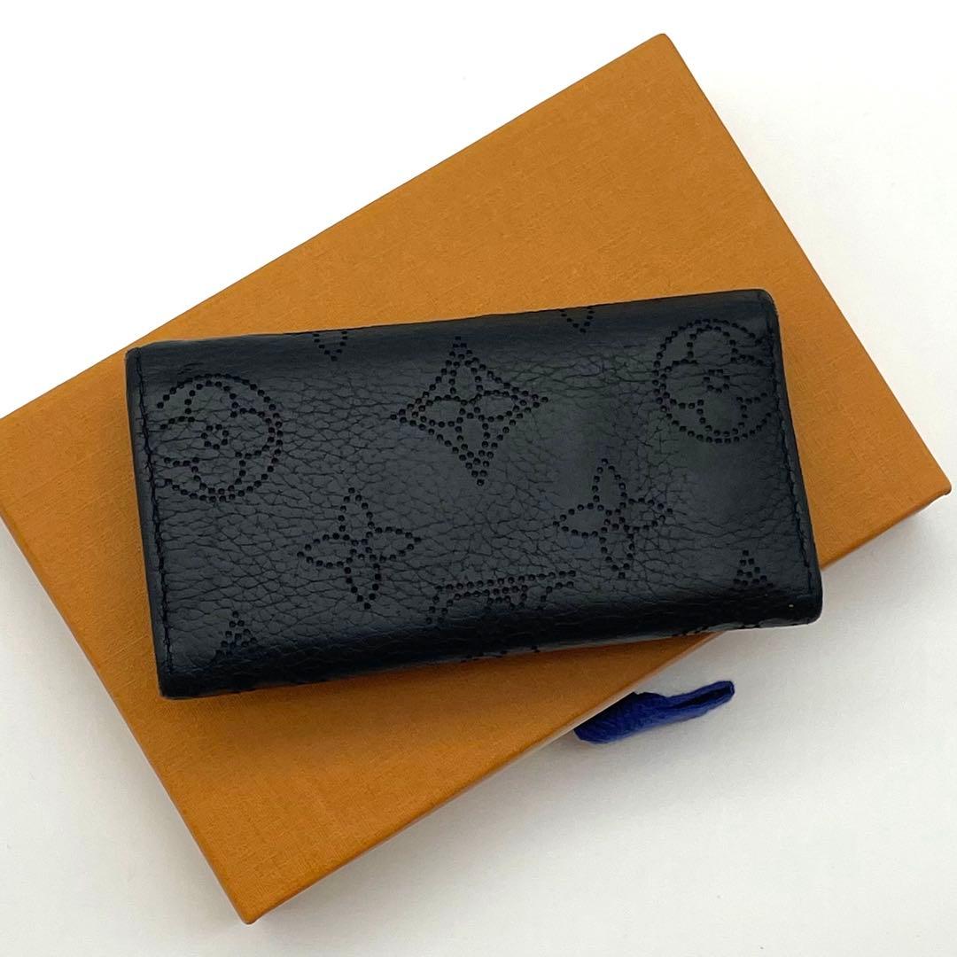 ルイヴィトン ミュルティクレ マヒナ モノグラム キーケース