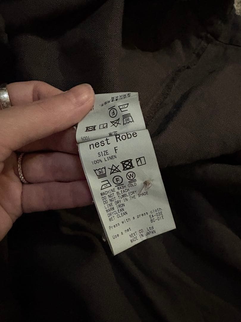ネストローブ　起毛リネンギャザーワンピース
