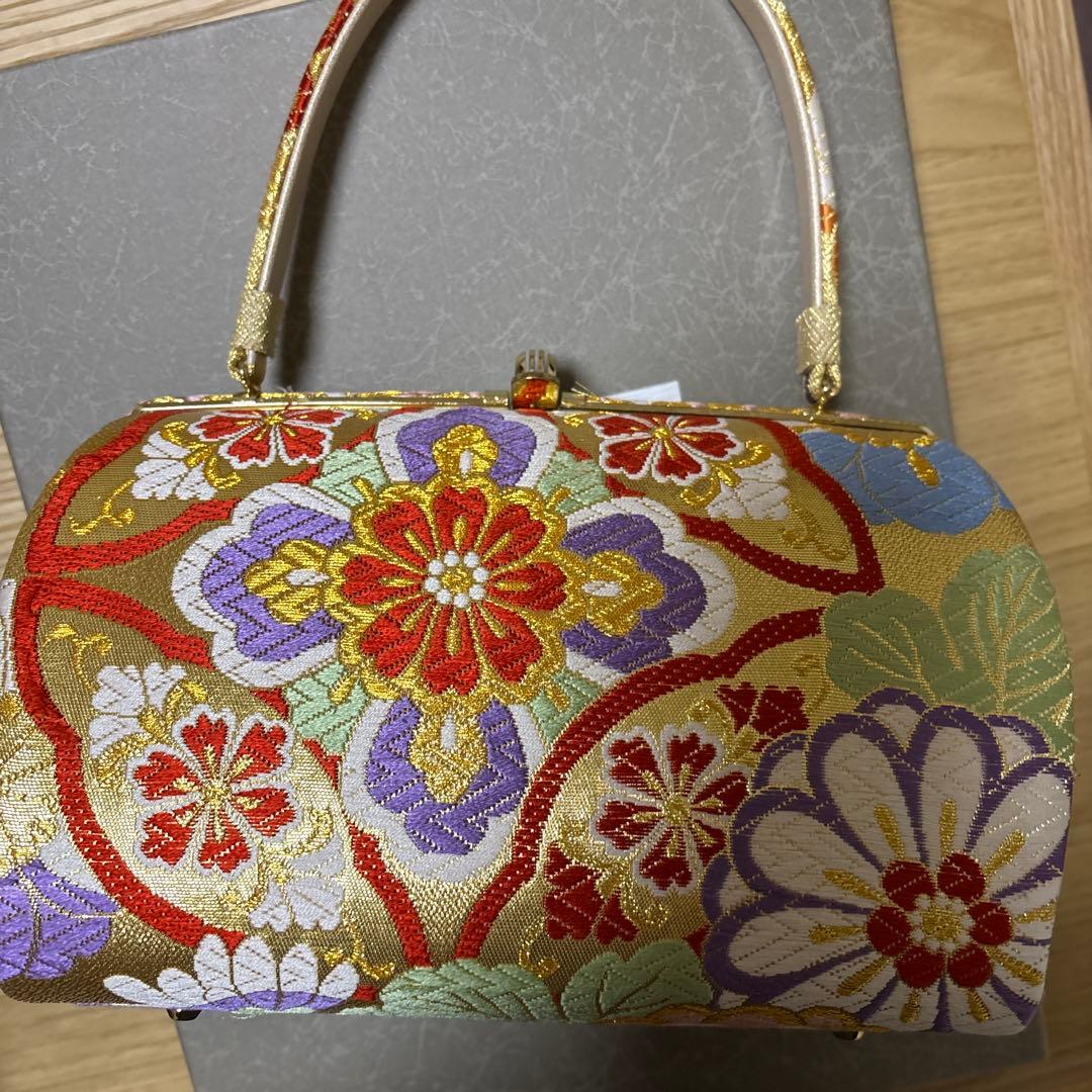 華やかな花柄刺繍の和装用バッグと草履セット　振袖　成人式