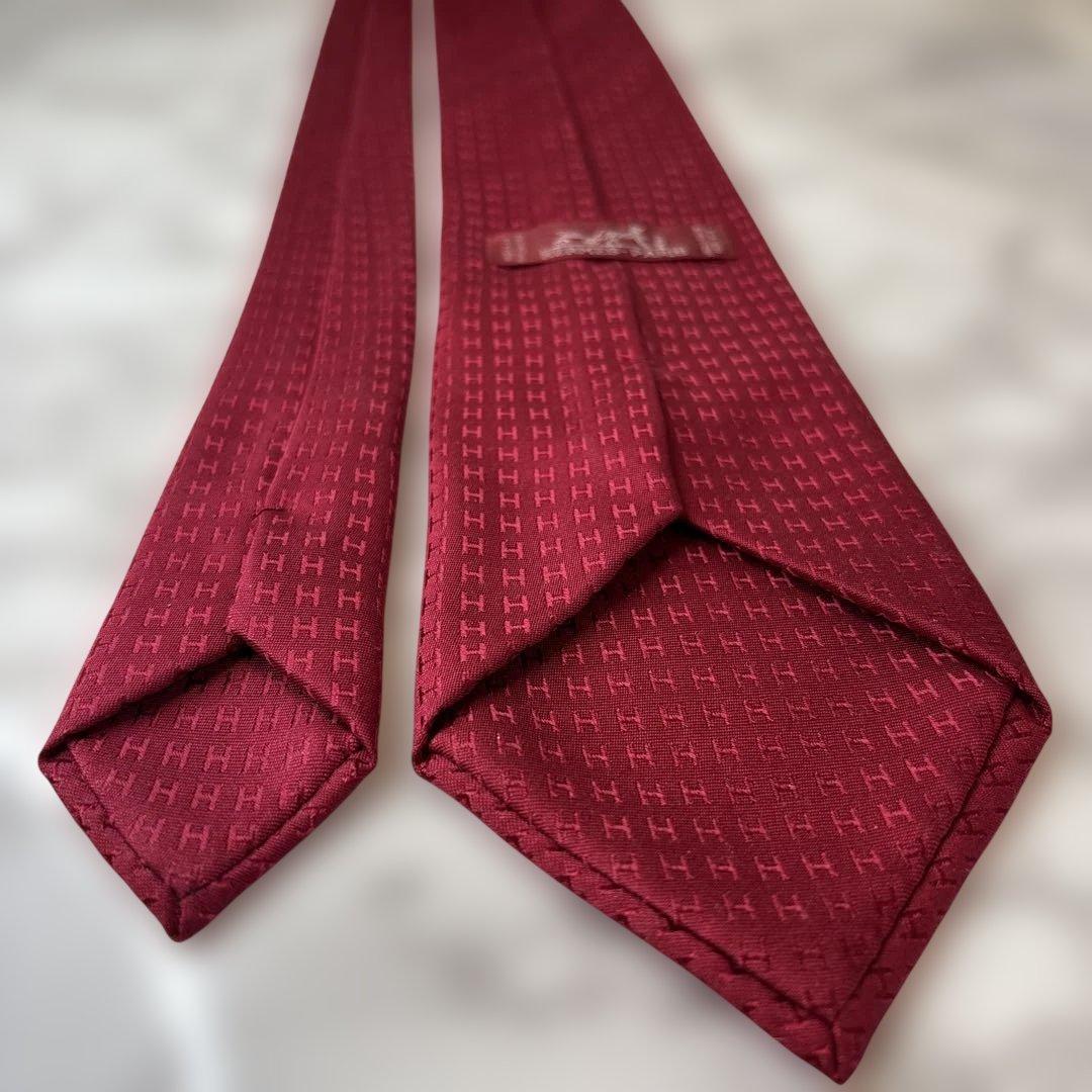 【美品✨】HERMES ネクタイ　レッド　赤　ファソネ　H柄　刺繍　総柄