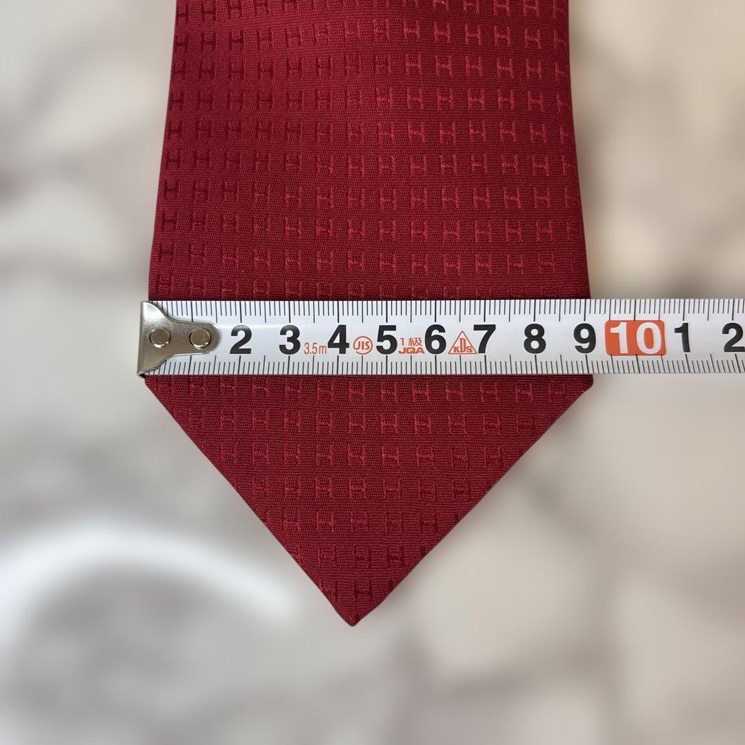 【美品✨】HERMES ネクタイ　レッド　赤　ファソネ　H柄　刺繍　総柄