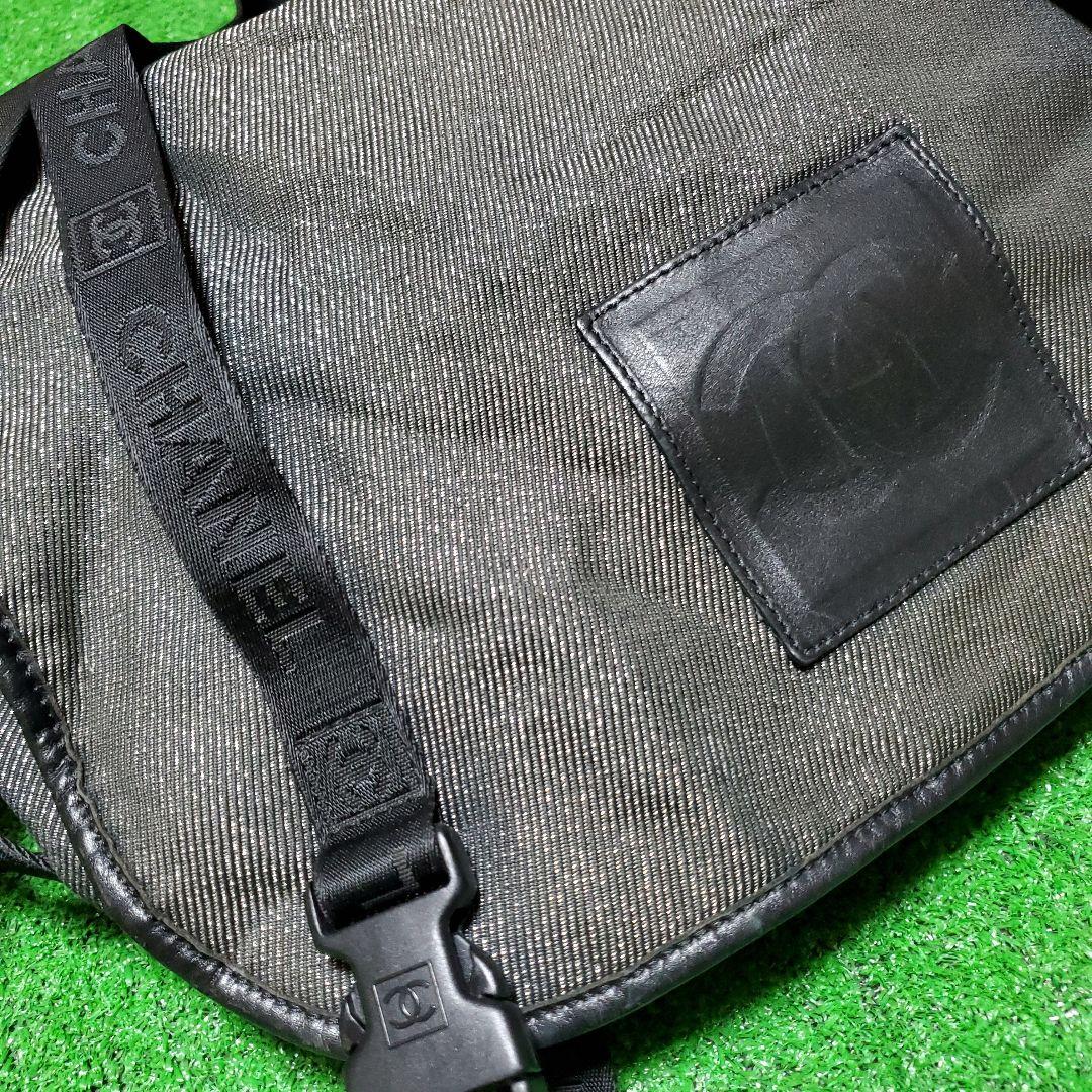 正規品　CHANEL　スポーツライン　メッセンジャーバック　シリアル有り