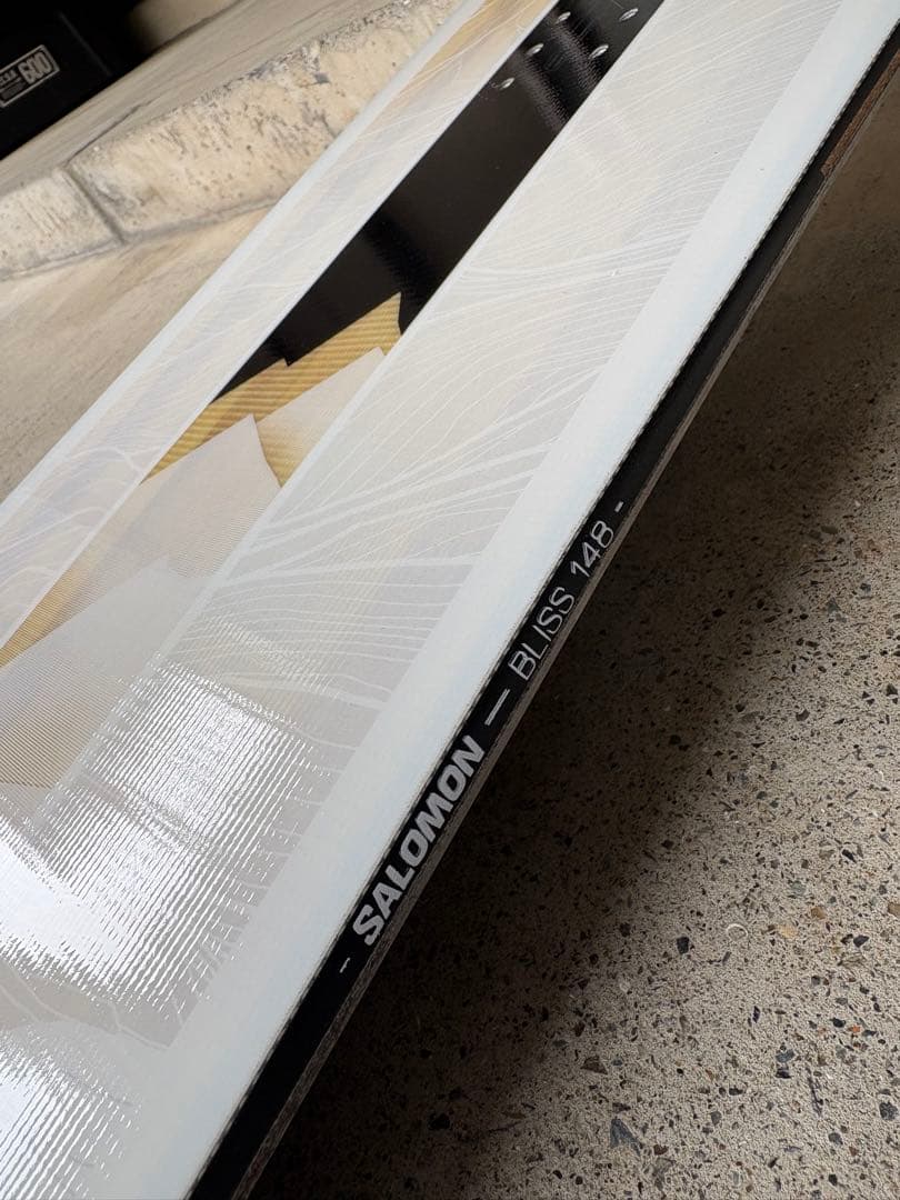 SALOMONサロモン★スノーボード ブリス BLISS148