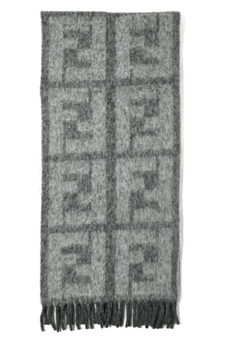 【新品未使用・送料込】 FENDI アルパカウール ロゴマフラー