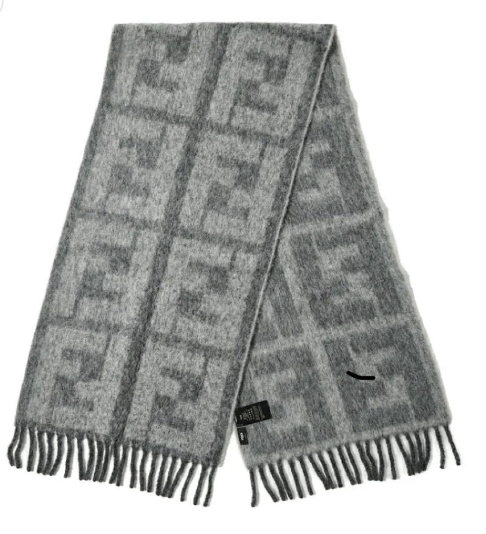 【新品未使用・送料込】 FENDI アルパカウール ロゴマフラー