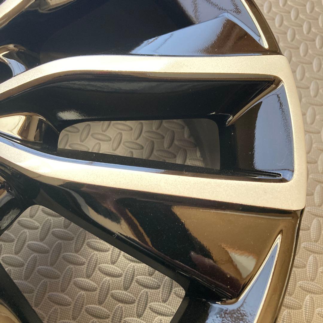 ホンダヴェゼル純正18インチ ブラック シルバー ホイールリペア品