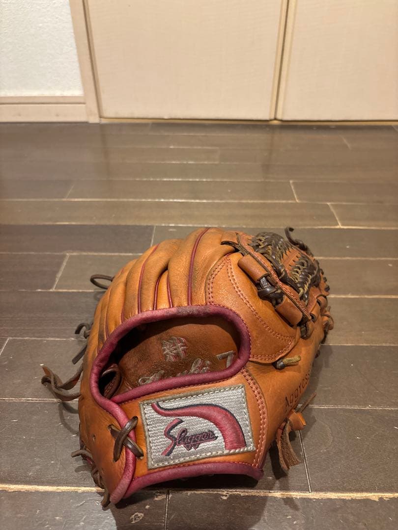 内野手用オーダーグラブ