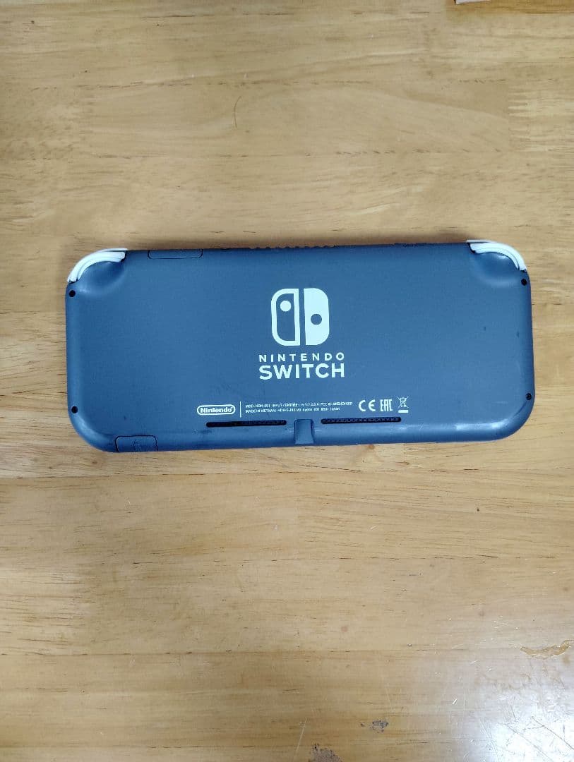 Nintendo Switch Lite　ニンテンドースイッチライト