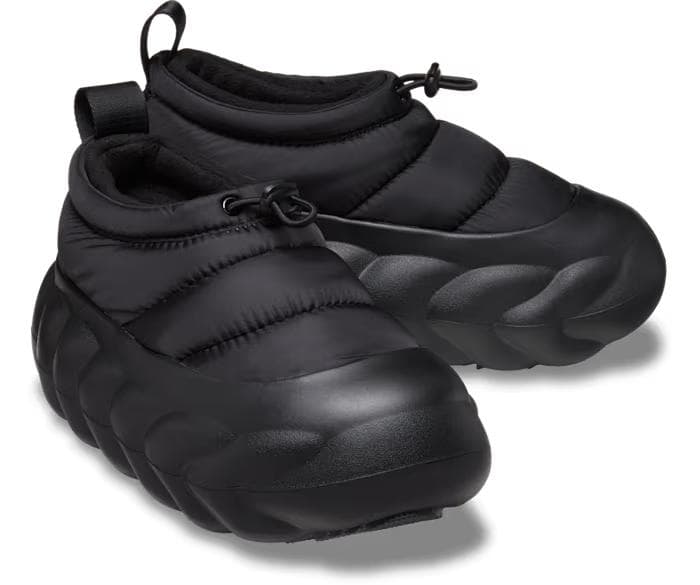 【未使用】クロックス オーバーパフ ショーティ 厚底 スニーカー 22cm 黒