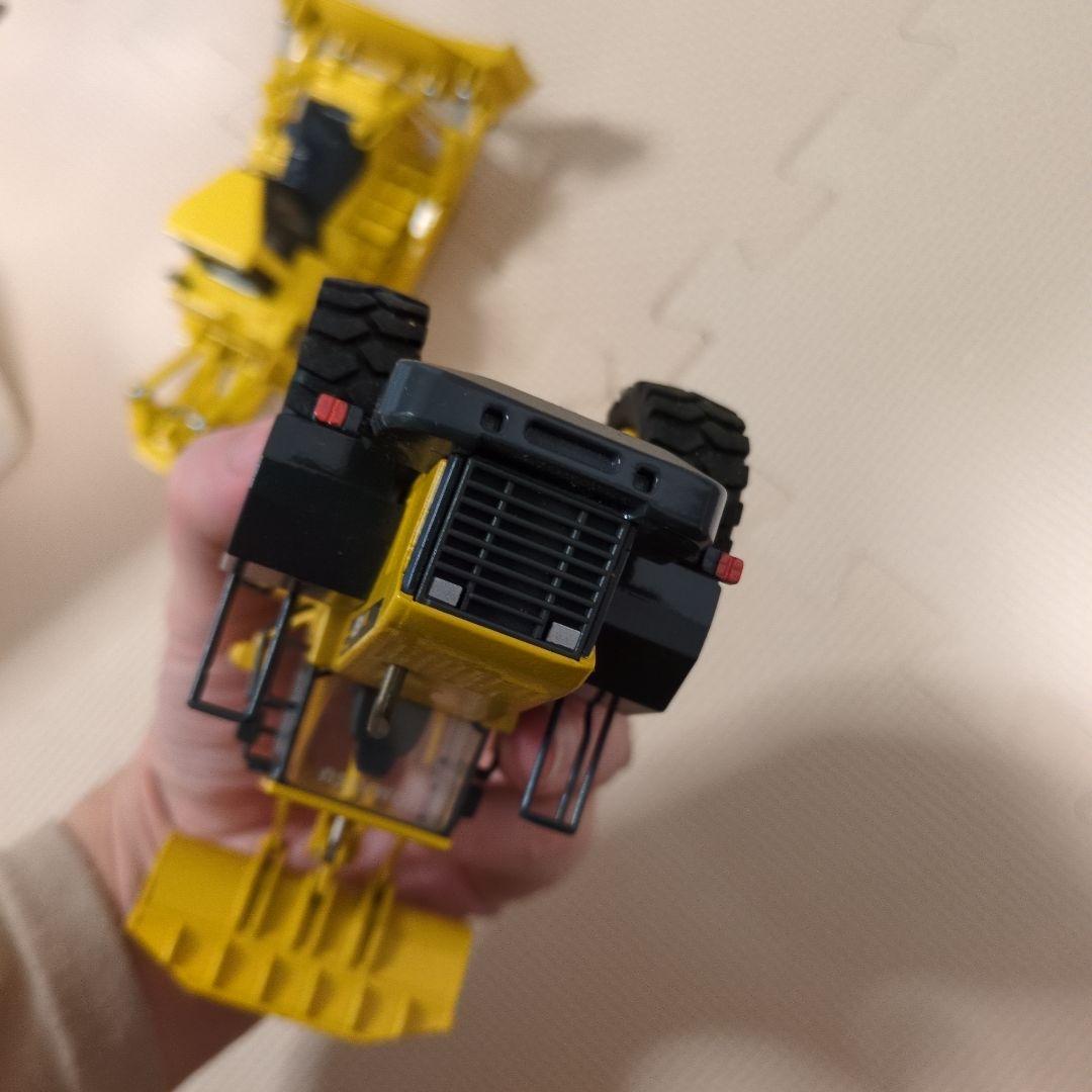 よしくんKOMATSU　D155AX　KOMATSU　WA450　1/50