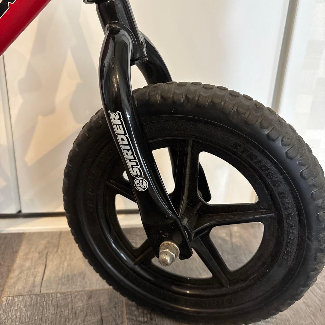 ストライダースポーツモデル　12インチ　レッド　美品　送料込み