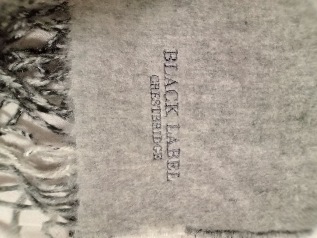 （新品タグ付）BLACK LABEL CRESTBRIDGE カシミヤマフラー