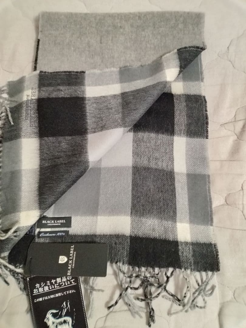 （新品タグ付）BLACK LABEL CRESTBRIDGE カシミヤマフラー