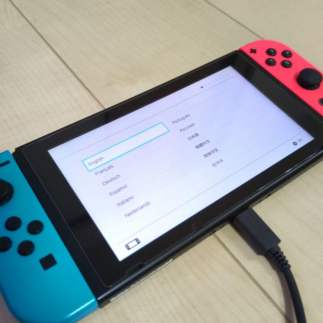 Nintendo Switch 本体 青/赤　初期化済み　ゲーム機入れケース付き
