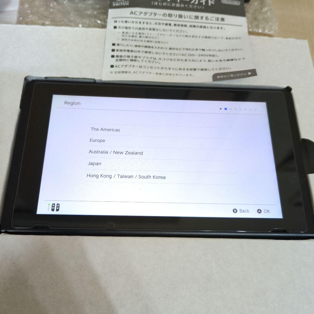 Nintendo Switch 本体 青/赤　初期化済み　ゲーム機入れケース付き