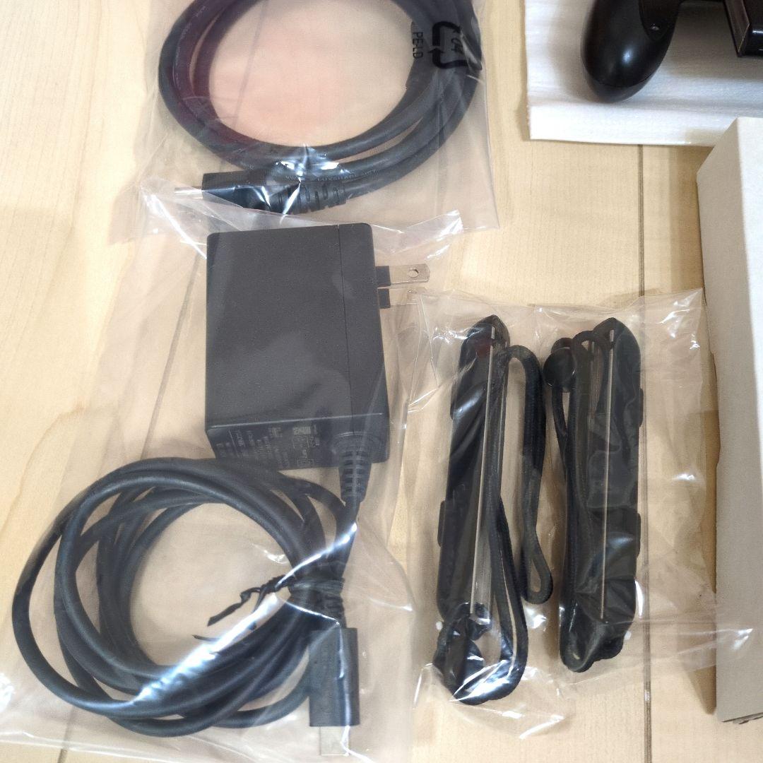 Nintendo Switch 本体 青/赤　初期化済み　ゲーム機入れケース付き