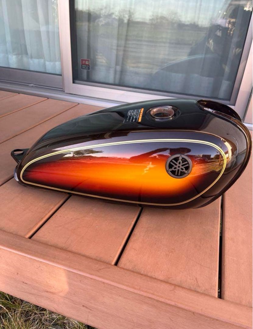 sr400 タンク　限定　サンバースト