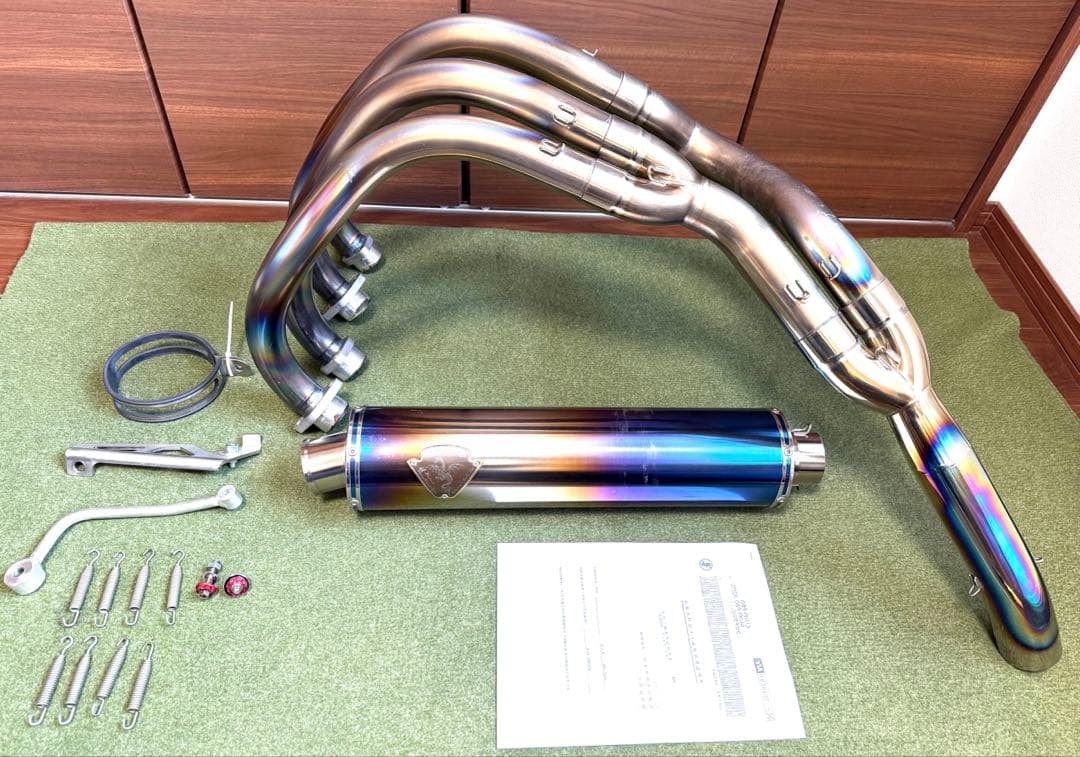 CB1300アールズギア ワイバン チタン フルエキゾースト マフラー 中古