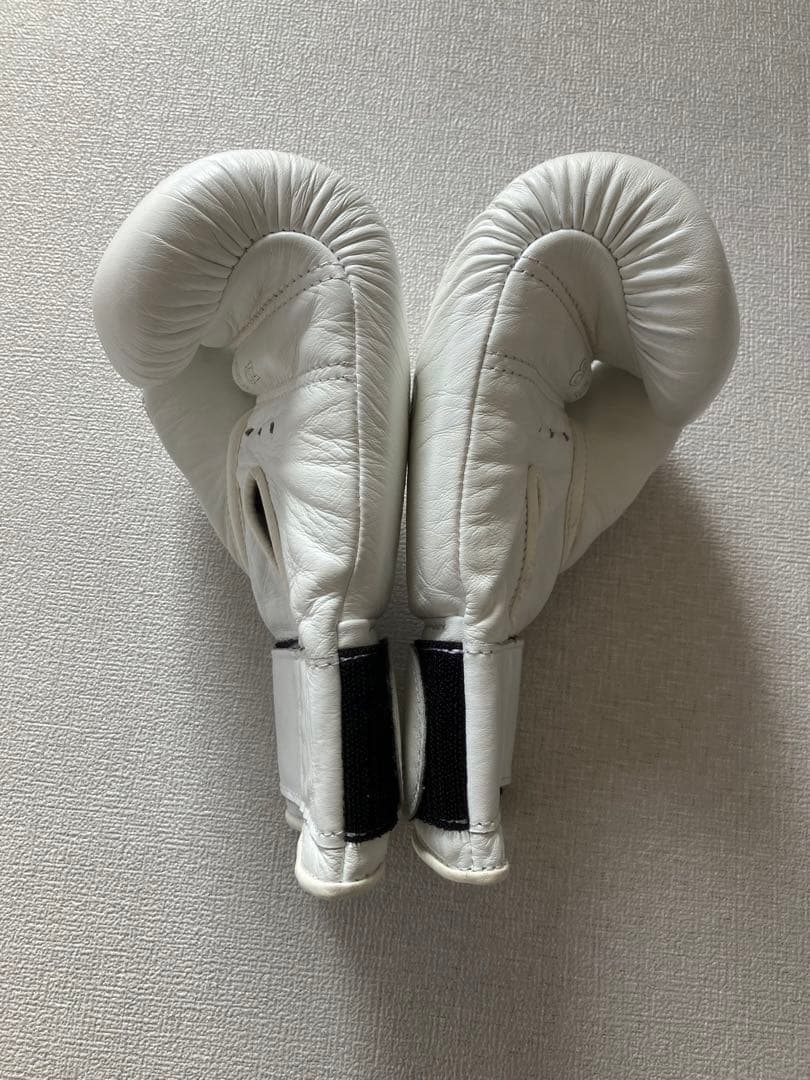 winning ウィニングボクシンググローブ ホワイト 8オンス MS-200B