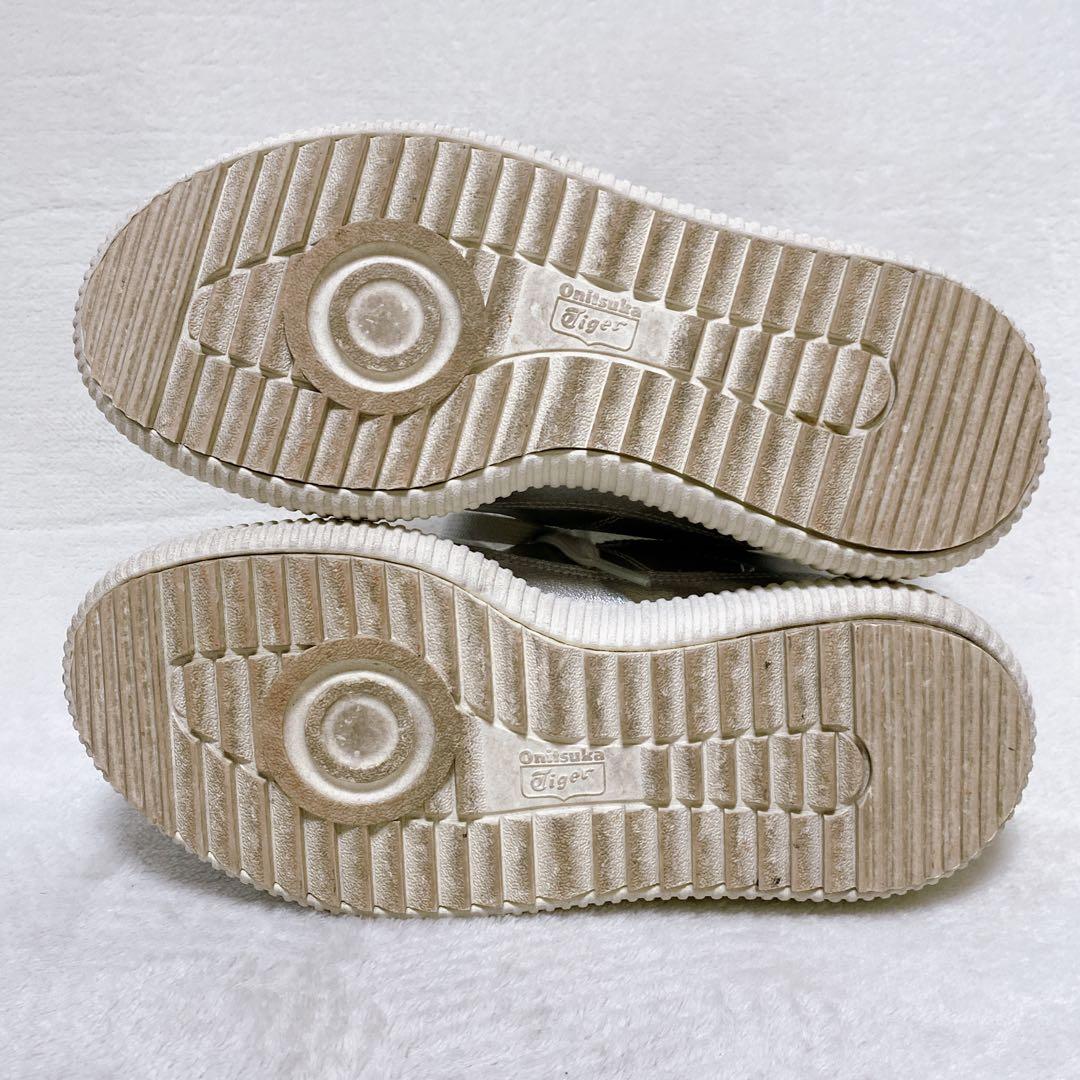 オニツカタイガー　デレシティ　23.5cm　シルバー／ホワイト　厚底スニーカー