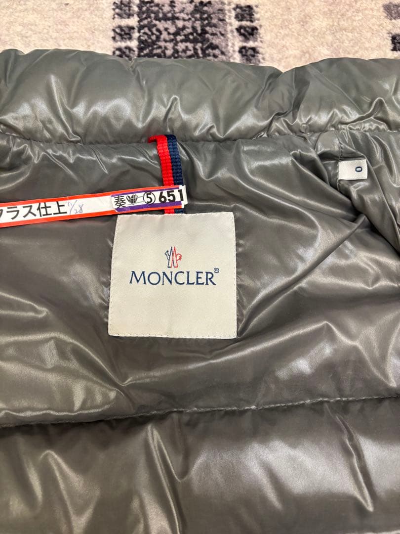 モンクレールMONCLER レディースダウンベスト‼️