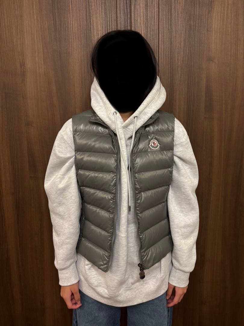 モンクレールMONCLER レディースダウンベスト‼️