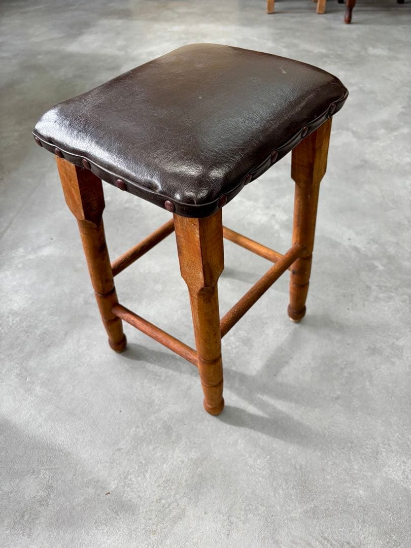 ヴィンテージ 木製スツール ｜クラシック 古家具