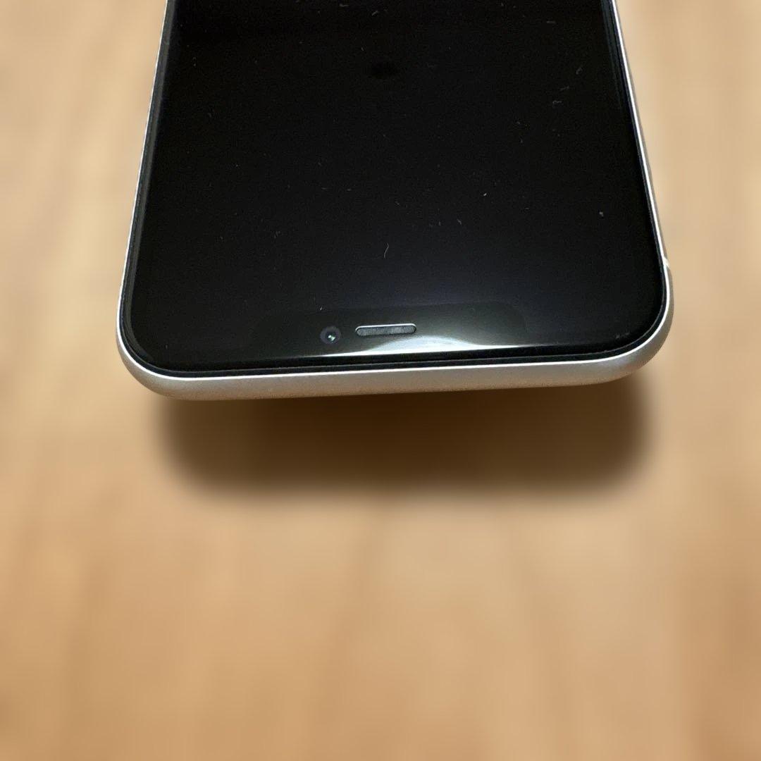 iPhone 11 本体 白（ホワイト） 64GB SIMフリー