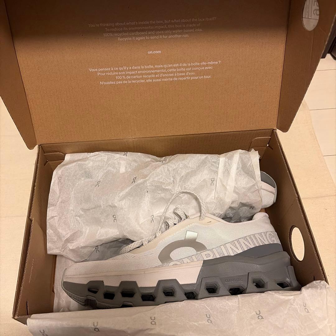 【中古美品】クラウドモンスター2 フロスト/ロック 24.5cm