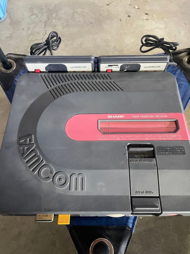 SHARP ファミコン AN-500B 動作未確認