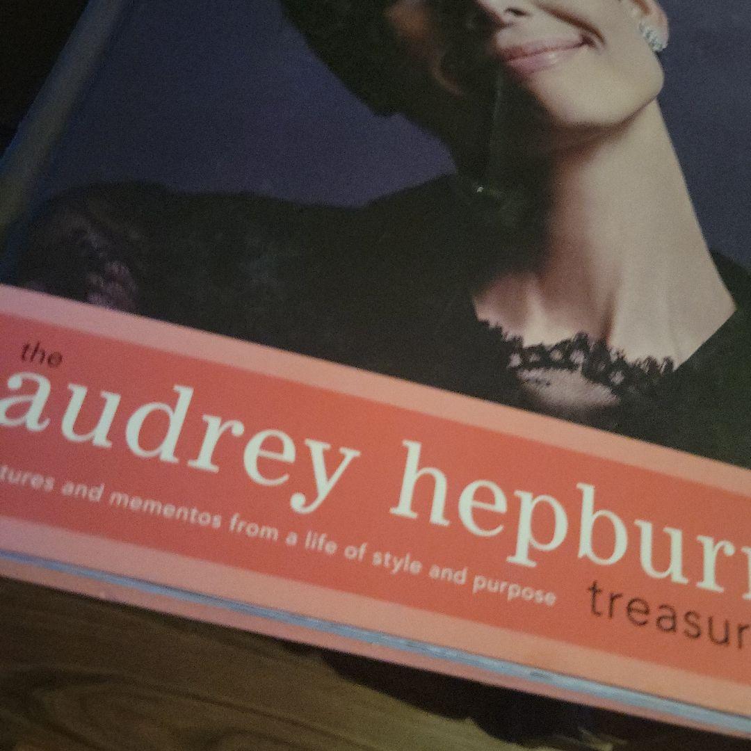 アート・デザイン・音楽 the Audrey Hepburn