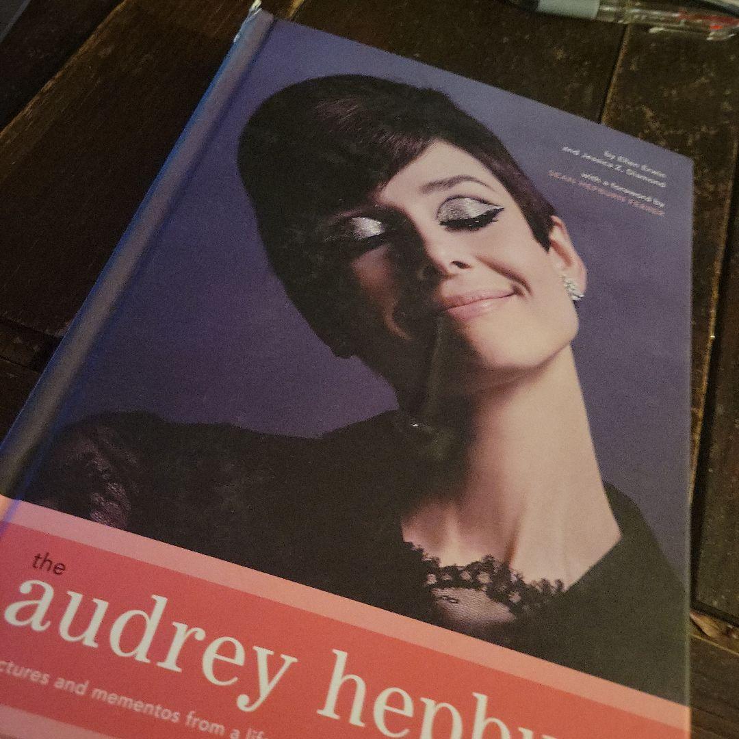 アート・デザイン・音楽 the Audrey Hepburn