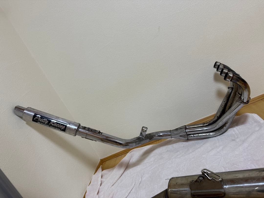 プリティーレーシングマフラー　cb400sf　nc39 nc42
