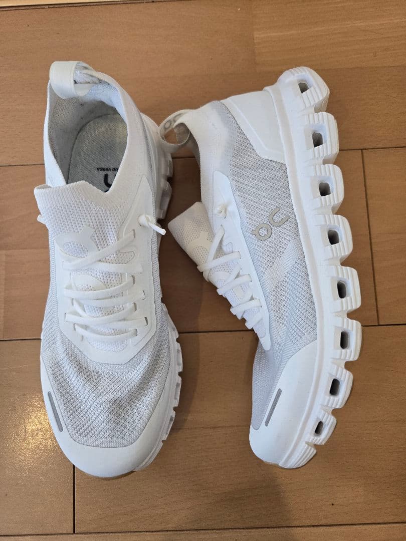 出品再開⭐スニーカー 「On」Cloud 6 Versa レディース