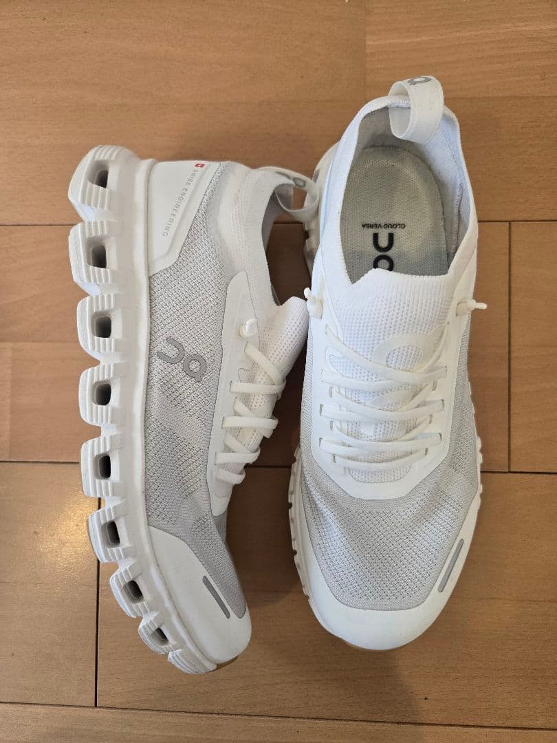 出品再開⭐スニーカー 「On」Cloud 6 Versa レディース
