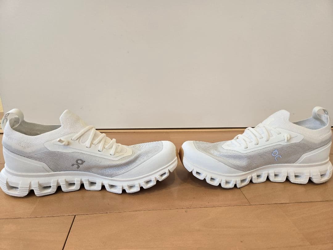 出品再開⭐スニーカー 「On」Cloud 6 Versa レディース