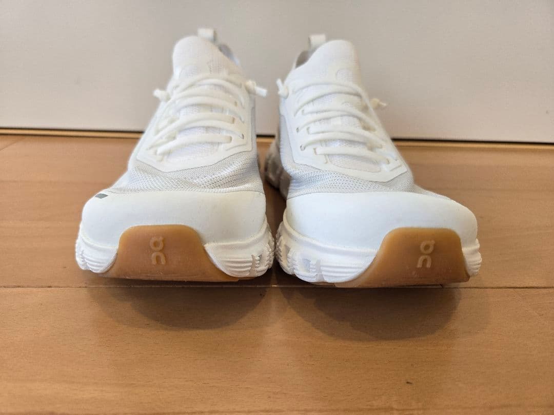 出品再開⭐スニーカー 「On」Cloud 6 Versa レディース
