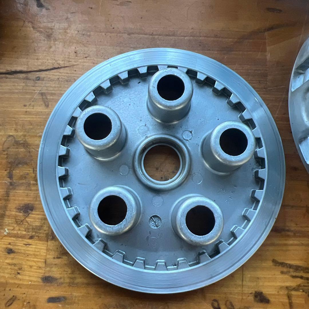 ゼファー400 クラッチハウジング　ダンパー交換済　C1〜