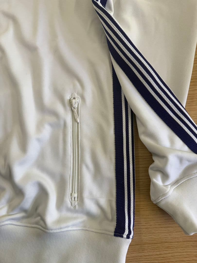 O*5様 ニードルス　ホワイト ストライプジャージ 蝶の刺繍