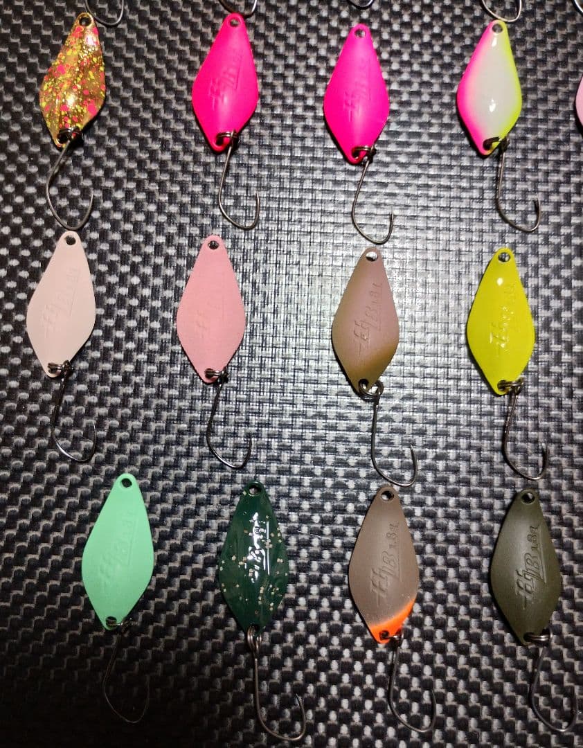 ヴァルケイン ハイバースト１.８ｇスプーン ３４個セット